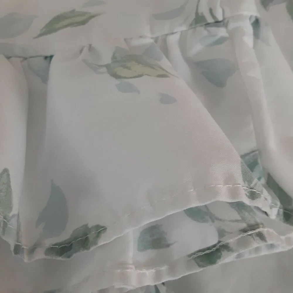 Floral /Botanical Print Queen/Full flat sheet & 2 Pillow cases Cottage flaw